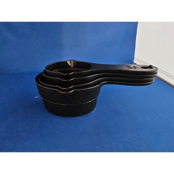Set Of 4 Black Nesting Measuring Cups & Spoons - Made in USA - Picture 1 of 4